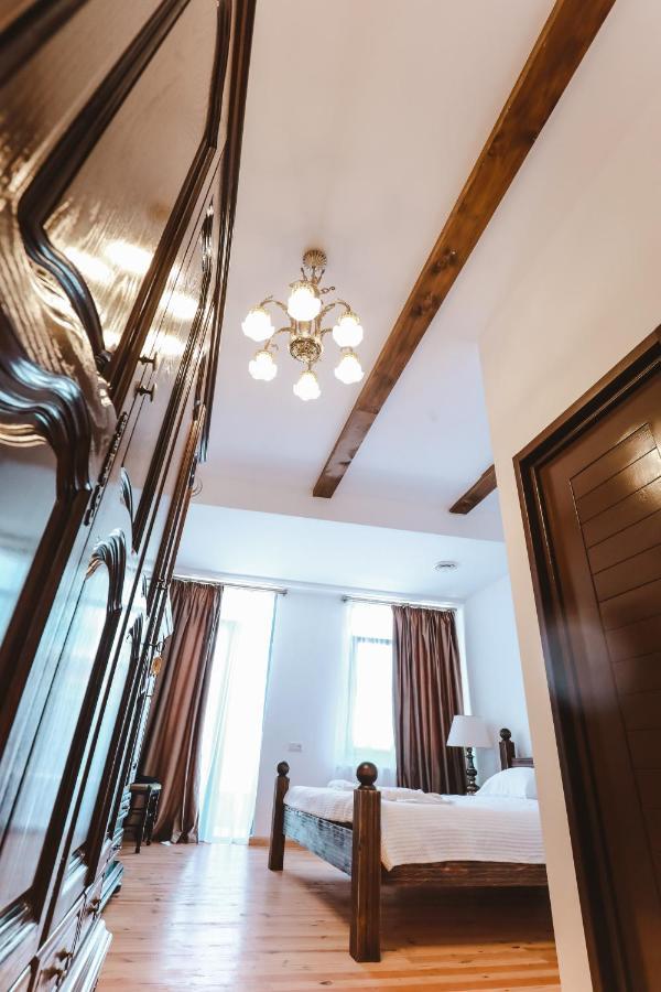 Hotel Verdzi Kutaiszi Kültér fotó