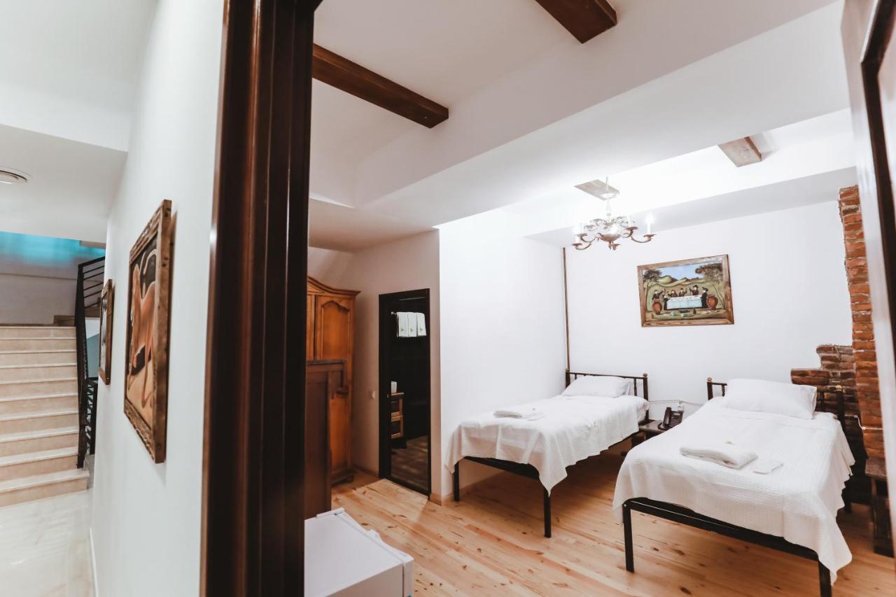 Hotel Verdzi Kutaiszi Kültér fotó